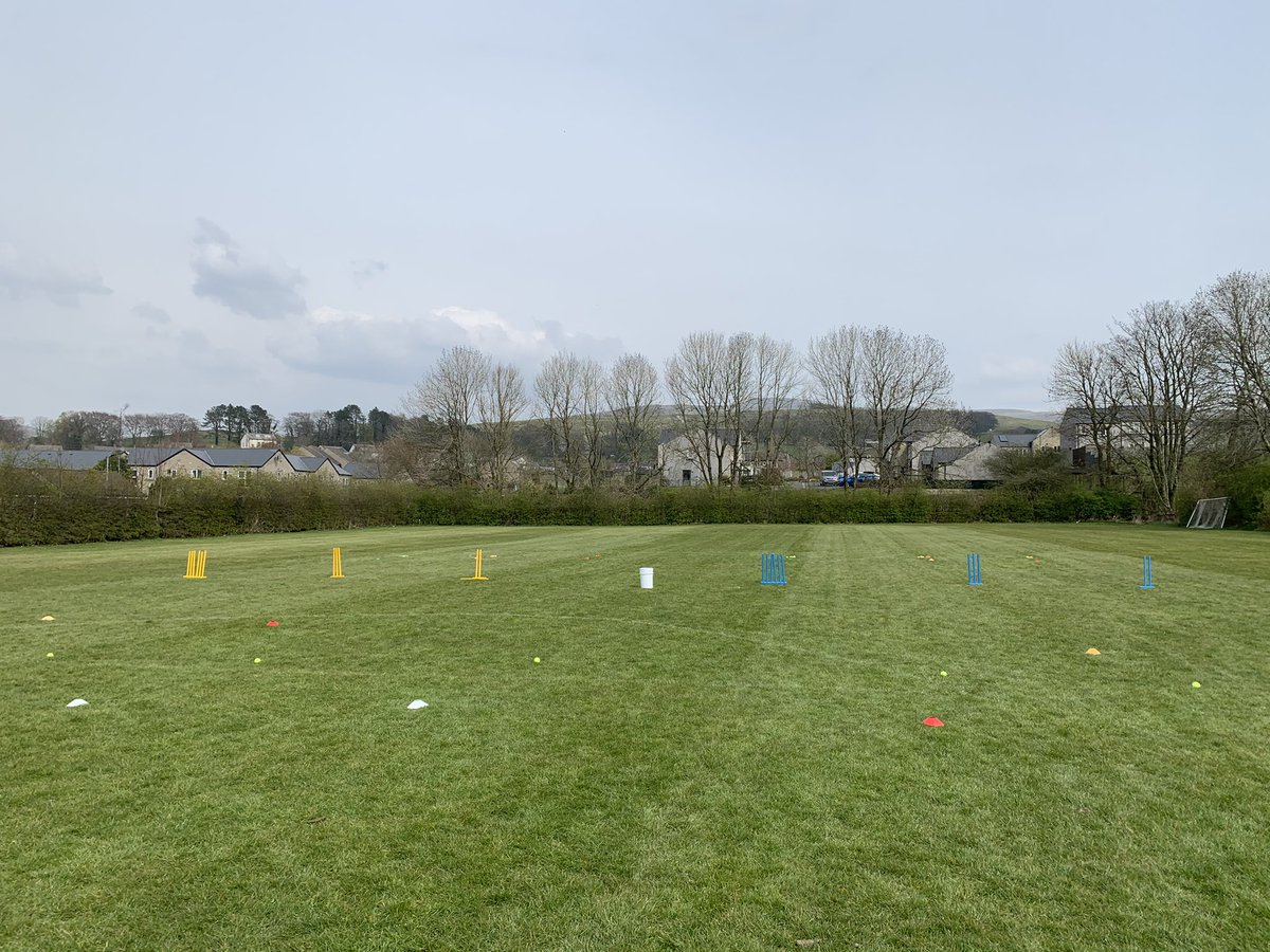 Enjoying delivering weekly cricket sessions at three primary schools in partnership with <a href="/SettleCC/">𝐒𝐞𝐭𝐭𝐥𝐞 𝐂𝐫𝐢𝐜𝐤𝐞𝐭 𝐂𝐥𝐮𝐛</a>. Still remember doing this when I was at school.

A key reason why this weekends 3 <a href="/SettleCC/">𝐒𝐞𝐭𝐭𝐥𝐞 𝐂𝐫𝐢𝐜𝐤𝐞𝐭 𝐂𝐥𝐮𝐛</a> senior teams contain 25 players have come through junior cricket at the club.