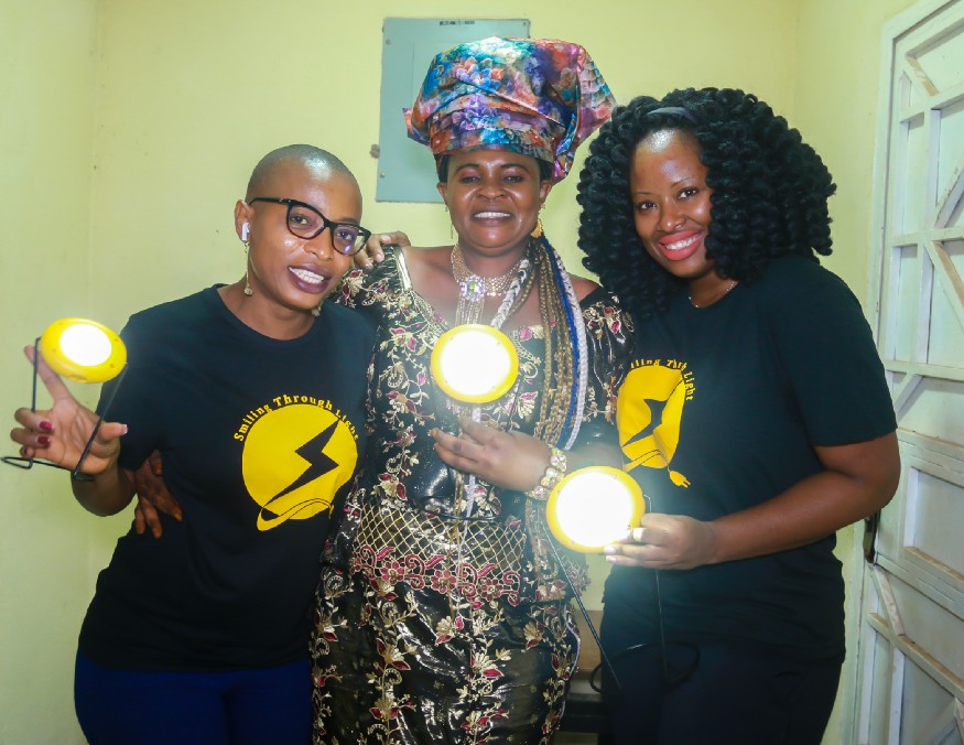 Smiling Through Light tweet media