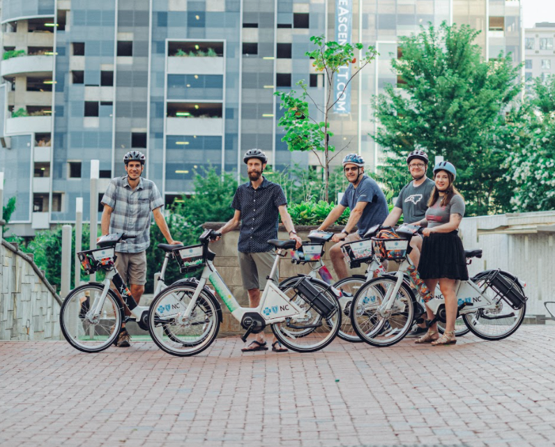 Friends who ride together, smile together. 🚲 🚲 🚲 Find a station near you at the link below to #BikeHappy
.
.
.
charlottejoyrides.com/stations
#uptown #southend #charlotte #charlottesgotalot #cltjoyride #bikehappy