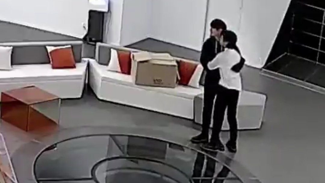 sunghoon's hug is the hug that you don't know you need in your life type of hug. he will accept you with open arms and although it isn't tight, he'll hug you when you need him too. and he's the type to caress your hair too like :)
