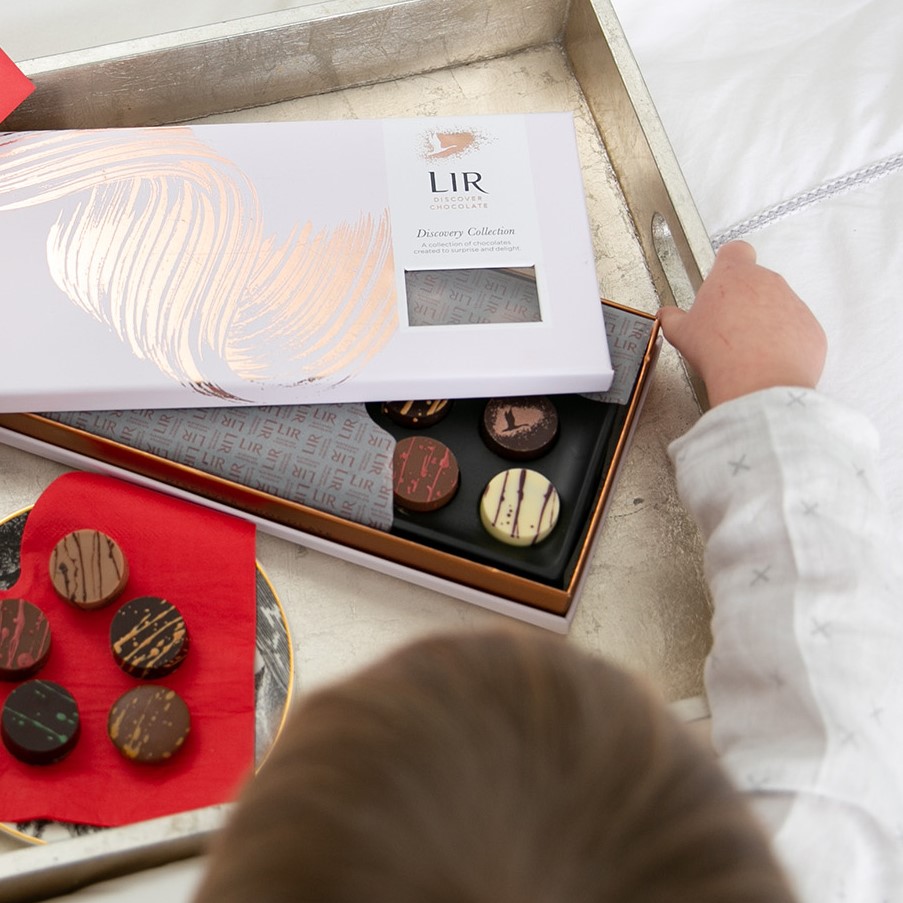 Service please 🛎 Saturday morning breakfast in bed 😉 #LirChocolates