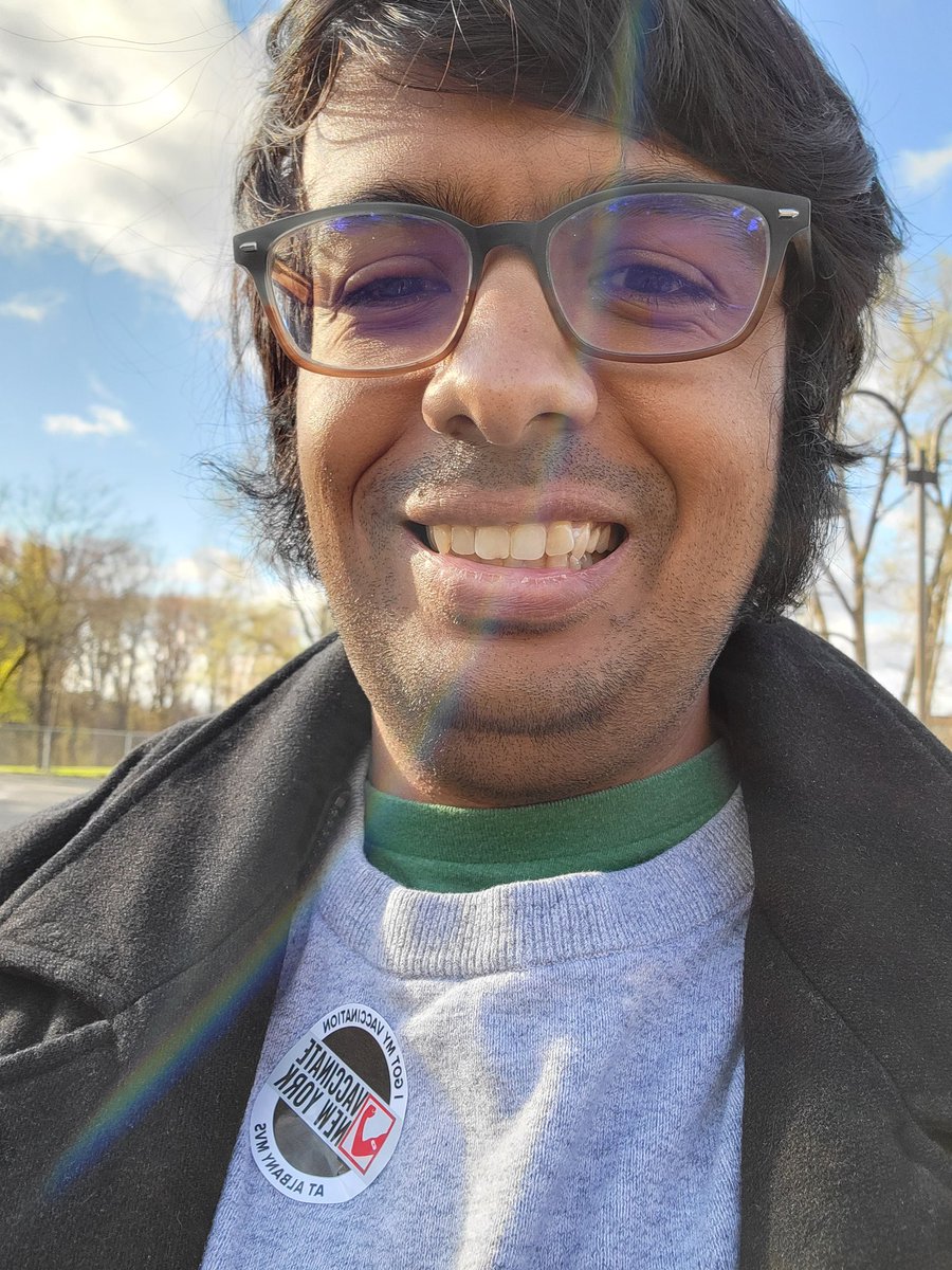 realgautammani's tweet image. Day 405: Fully vaccinated! Bring on the cytokine storm, and I&apos;ll see y&apos;all back out in the world shortly. 

#YeahScience #PfullyPfizered
