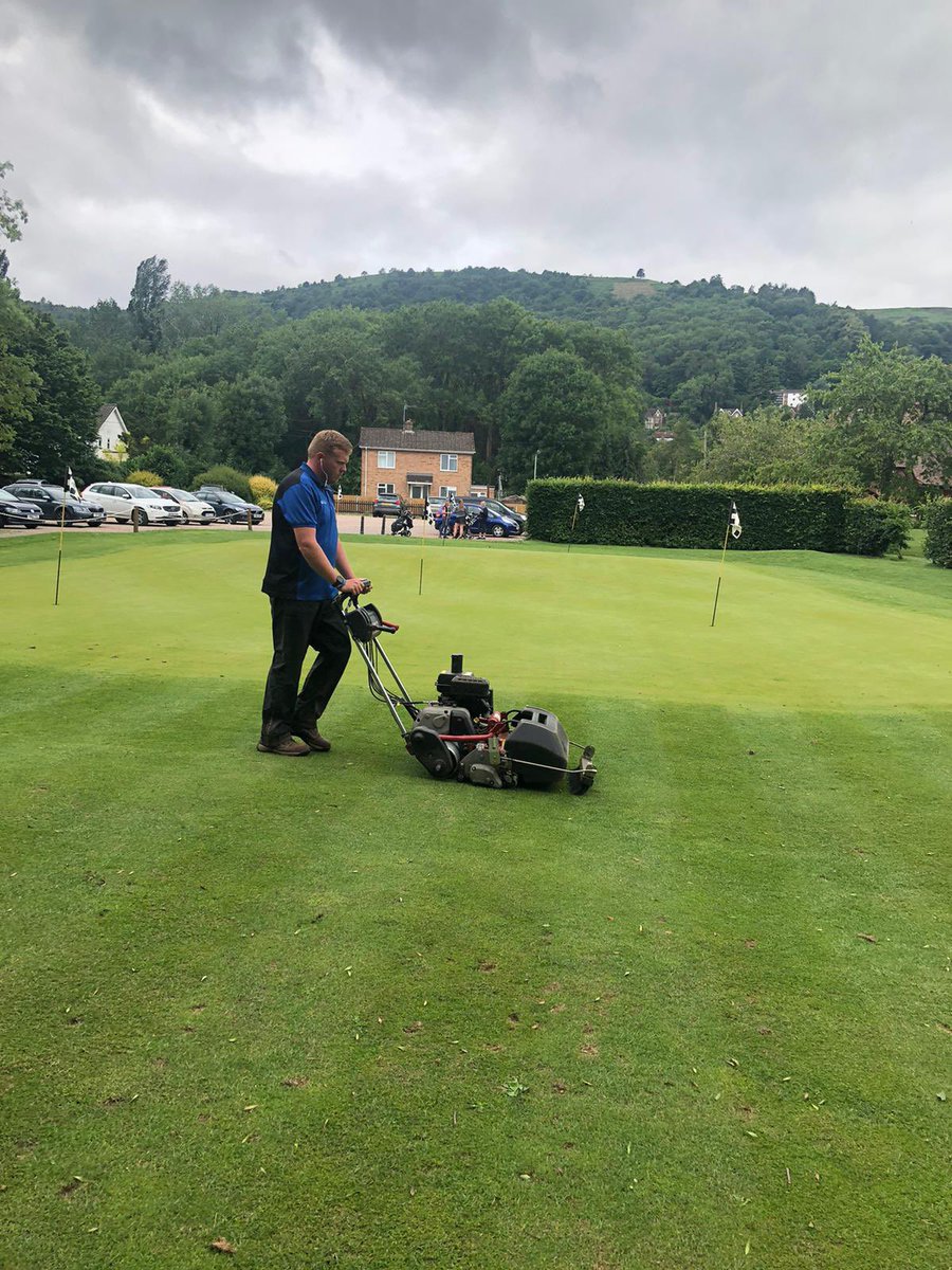 Nice to get out and get a nice hand cut on the approaches this afternoon <a href="/GreensMalvern/">Malvern Greens</a> @WorcsGolf <a href="/BIGGALtd/">British & International Golf Greenkeepers Assn.</a> <a href="/philbirch16/">philbirch</a>