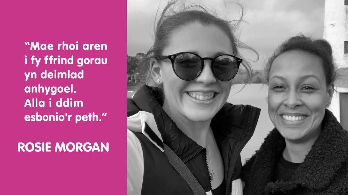 Dyma Rosie a Zoe, sy’n ffrindiau gorau. 

Fis diwethaf, rhoddodd Rosie aren i’w ffrind, a oedd wedi dioddef o fethiant yr arennau ers 2018 🙌 

Darllenwch eu stori 👉 golwg.360.cymru/newyddion/iech…

#GwnewchynGlir
