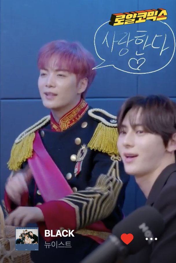 The members shared handwritten messages to close the show!All three of them wrote "2nd full-length album, let's hit it big, let's go!!"Minhyun: Oh? You're pretty. heheheRen: Jaeyuks, good night"JR: I love you #뉴이스트    #NUEST    #JR  #민현  #렌  @NUESTNEWS/END THREAD
