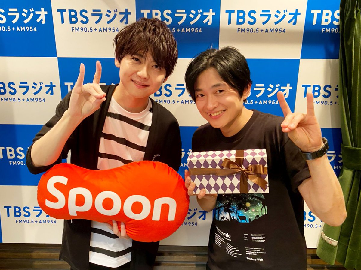 梶裕貴 声のひとさじ 今週の Spoon Presents 梶裕貴 声のひとさじ お聴きいただきありがとうございました こちらから１週間聴き直せます T Co Mmr1hzcmmq 下野紘 さんには急遽アフタートークにもご参加いただきました Spoonアプリにて