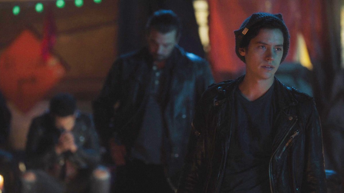 bugheadfiles's tweet image. they’re each other’s biggest cheerleaders #riverdale