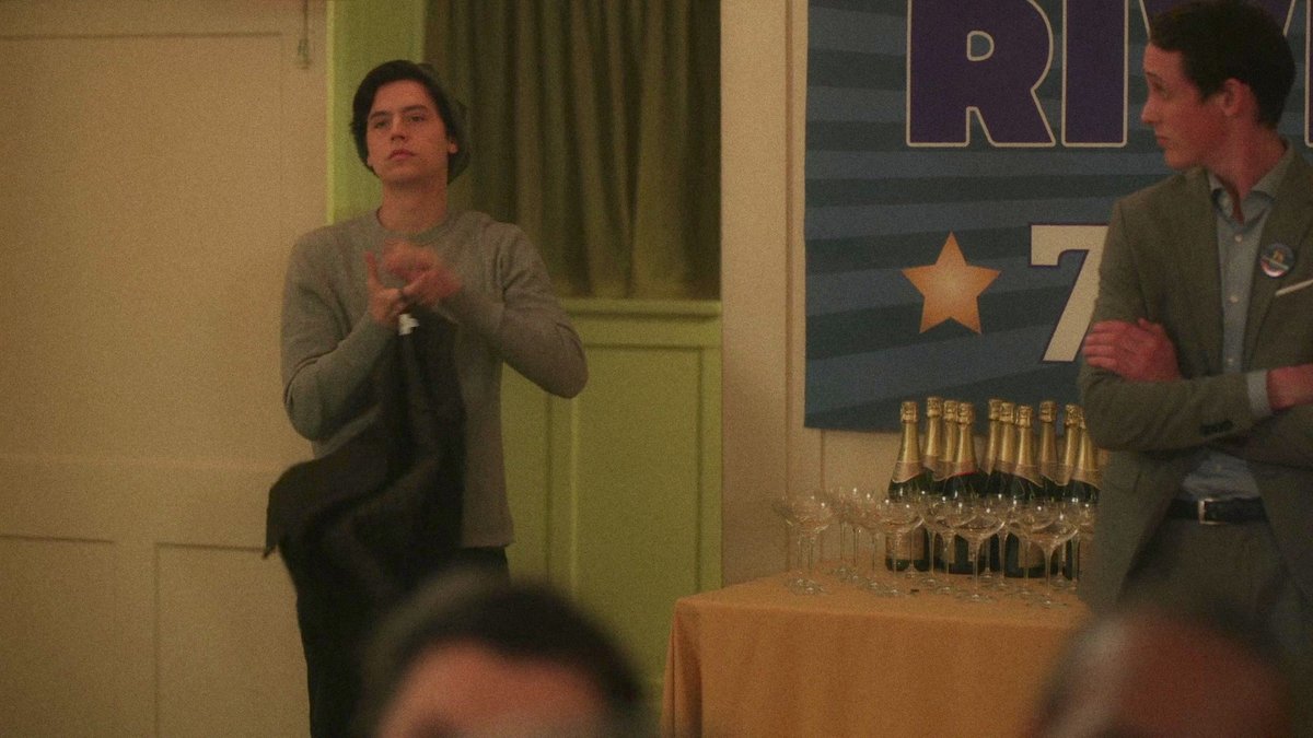 bugheadfiles's tweet image. they’re each other’s biggest cheerleaders #riverdale