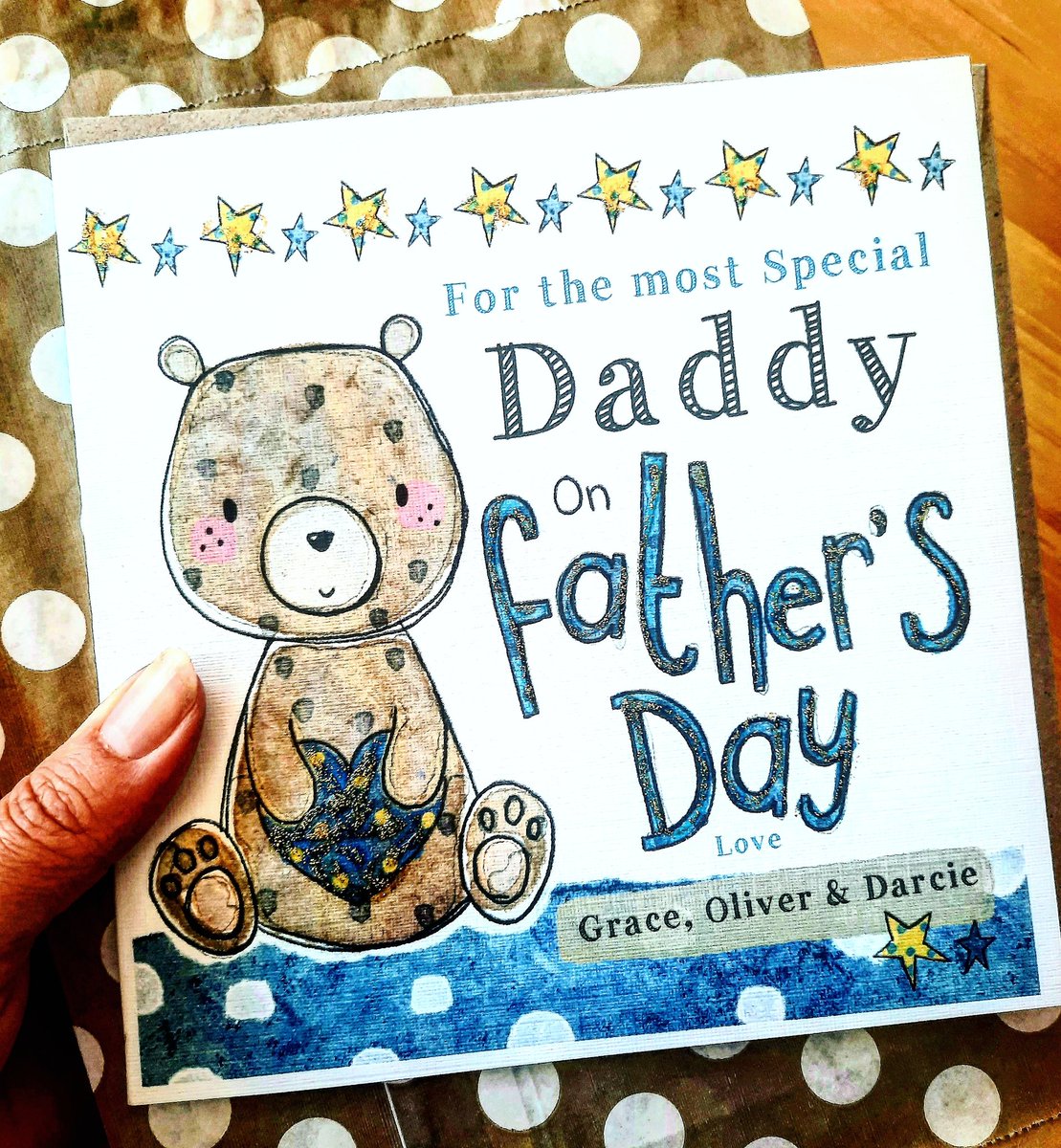 Awwweee....He prints so cute 🐻💙