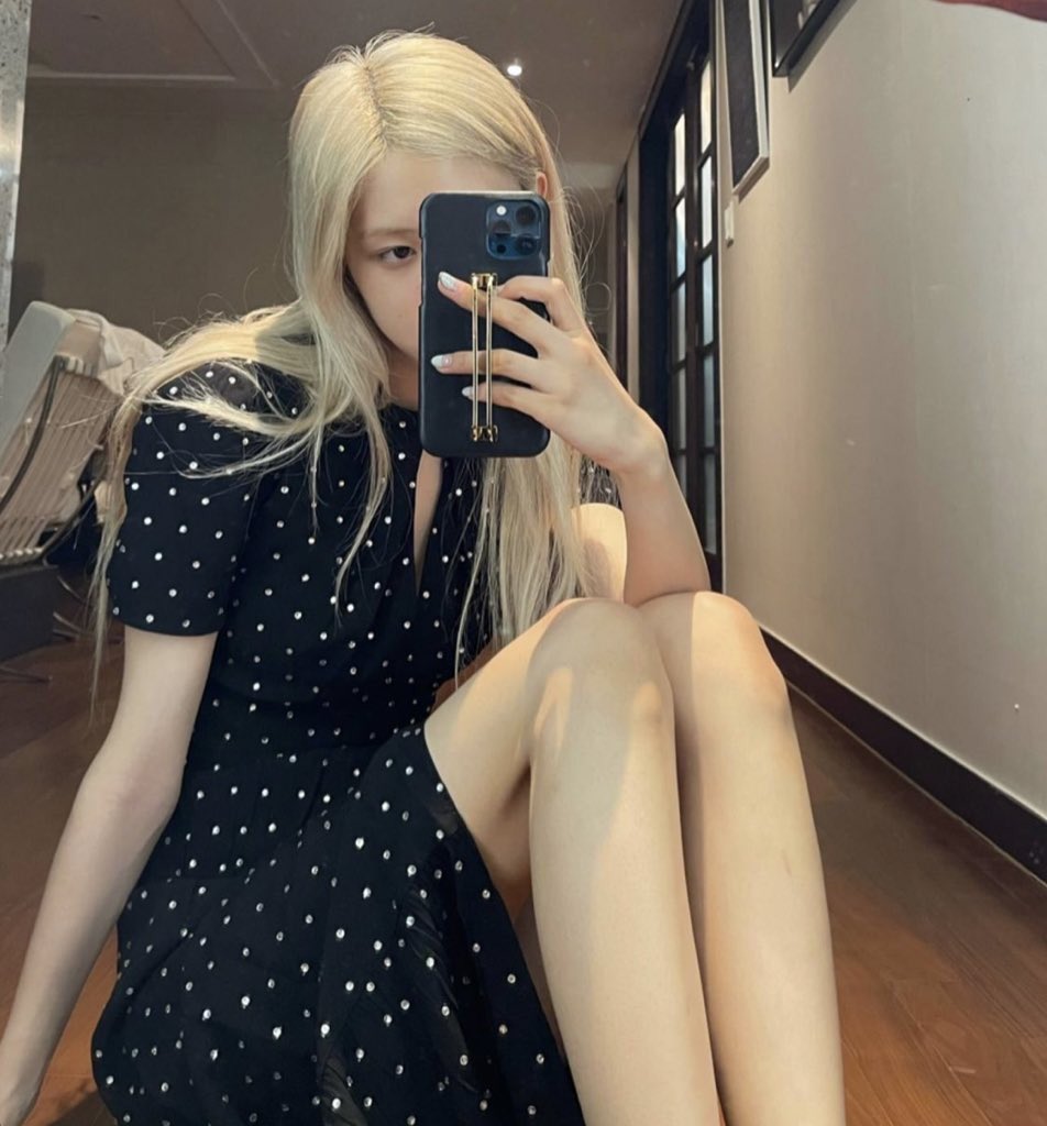 roseannepics's tweet image. 