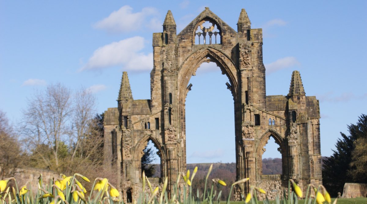 EnvironmentPage's tweet image. Beautiful weather this #earthday and while we’re visiting some local beauty spots, we’ve been thinking about what we’re grateful for! 💛

Let us know what you’re grateful for this Earth Day or send in your photos! 📸