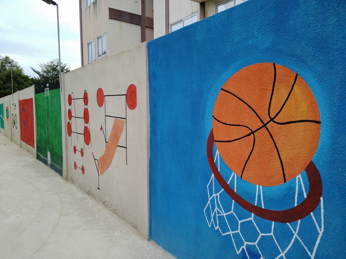 OngUnivers's tweet photo. Population de Cotonou et du Bénin ça y est!!!  Happy Universe, vous offre un lieu de loisirs sains avec un restaurant
#benin #GouvONGwasexo #wasexo #Badminton #basketball #peaécureuils #écureuils #USA #Albabyfoot #bfootball #foofrance #Italie #Espagne #EspaLiban
#maroc #tunisie https://t.co/SiKJIy81qQ
