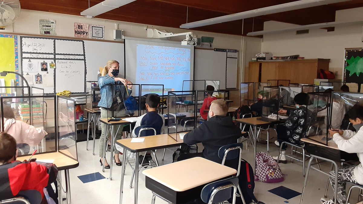 FTS_MathScience's tweet image. Mrs. Nightingale&apos;s students are practicing self assessment strategies as they work to create accurate box plots.  The ability to look critically at their own work and their peers&apos; work is a skill they will use throughout their lives. #MathStatMonth  @CTB_TSmith  @teachmathMsN