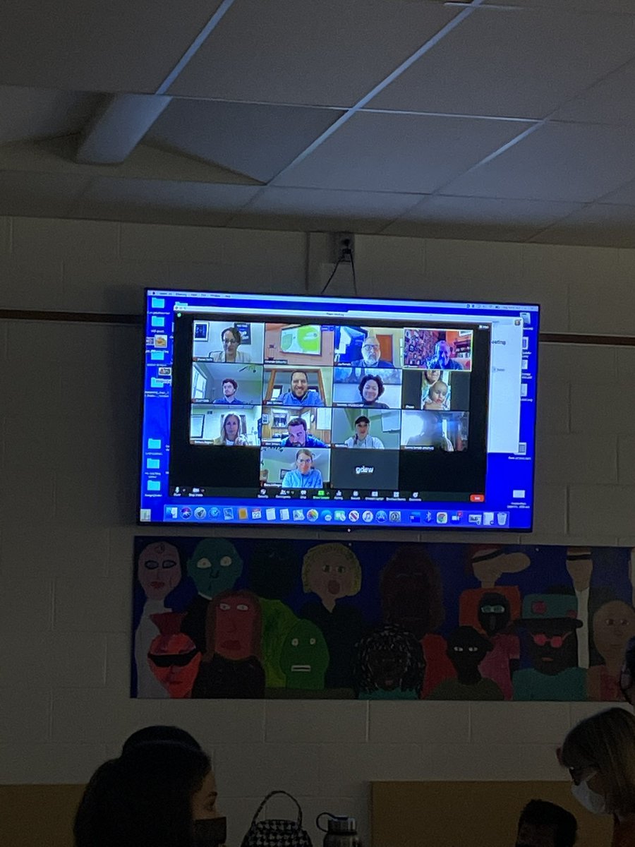 Celebrating #EarthDay on the Campus. Presentations from <a href="/EcologyAnd/">Art and Ecology</a> and <a href="/ILC_Business/">Hilliard Business Academy</a> students. Sharing their innovative ideas with the produce industry on Urban Farming. #Innovation