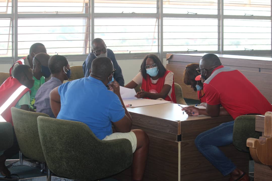 NamibiaRedCross's tweet photo. @NamibiaRedCross held a two day (20-21 April 2021) Lesson Learnt Drought Response Workshop this week that was facilitated by British Red Cross.
The objective of the Lesson Learnt Workshop was to identify the main challenges and problems encountered during the #CashTransferProgram https://t.co/tO4eksePS5