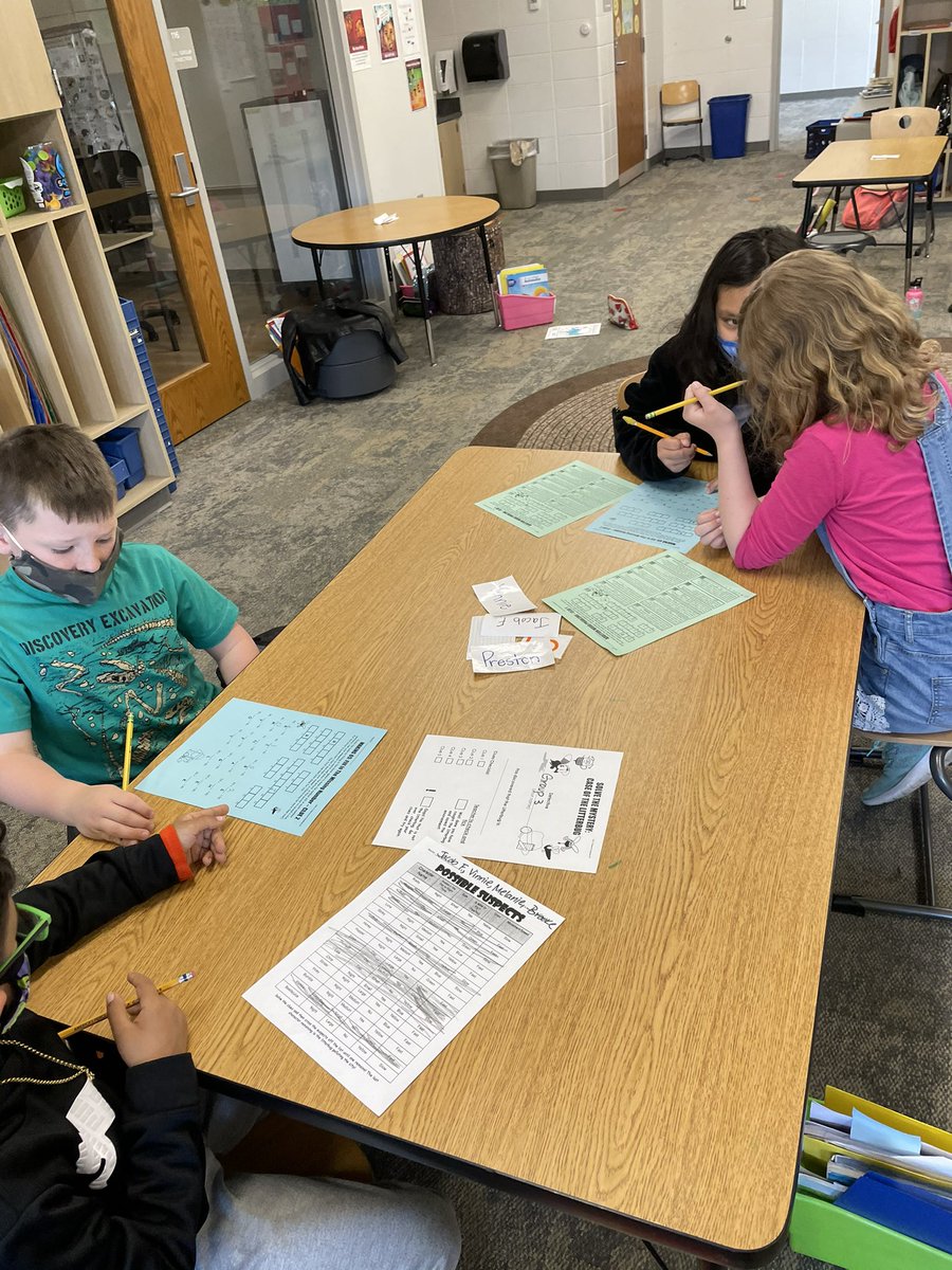 mrscookcre's tweet photo. It’s Earth Day! First up practicing our math skills with a Math Mystery: Case Of The Litterbug 🐝🐛🪲🐞🪰 https://t.co/XlRipAPCZ7
