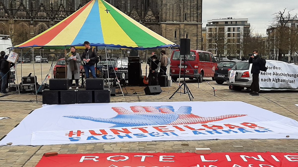 BgRMagdeburg's tweet photo. Kommt zum Domplatz! #unteilbar und #Solidarität heißt klare Kante gegen die extreme Rechte!
#unteilbarlsa #Magdeburg https://t.co/cu89actjrO