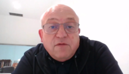 drupa's tweet image. We are now looking into the future: like many of us, Dr. Thomas Fischer is dreaming of a #microfactory, where you get to just walk in and get your personalized product while getting a coffee. ☕️ Right now, they are looking to create a learning factory though, says Hervé Francois.