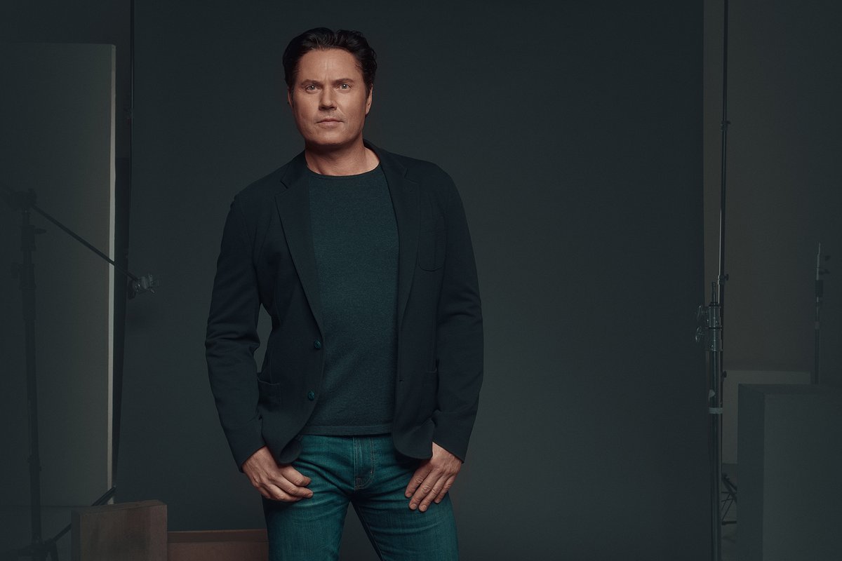 #meettheteam Founder of Prairie Dog Film + Television, Ron E. Scott is an award-winning Showrunner and Director with over 20 years of industry experience. He has been involved in creating five scripted series with his projects being nominated for over 150 Awards.