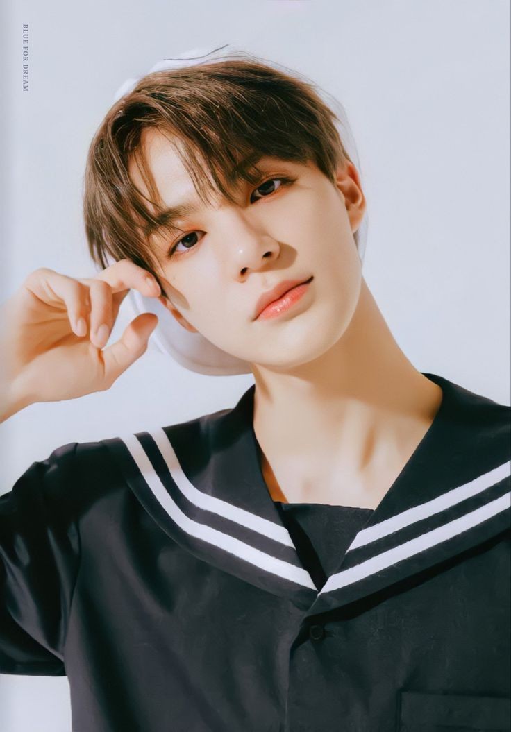 bbchamallow's tweet image. It's Lee Jeno's Birthday!
a boy with eyes smile. I wish all the best for you. thank you for holding on until now. 
i luv u ♡
#푸른봄_피어날_제노의_스물둘
#HAPPYJENODAY
#EyeSmilePrinceJenoDay