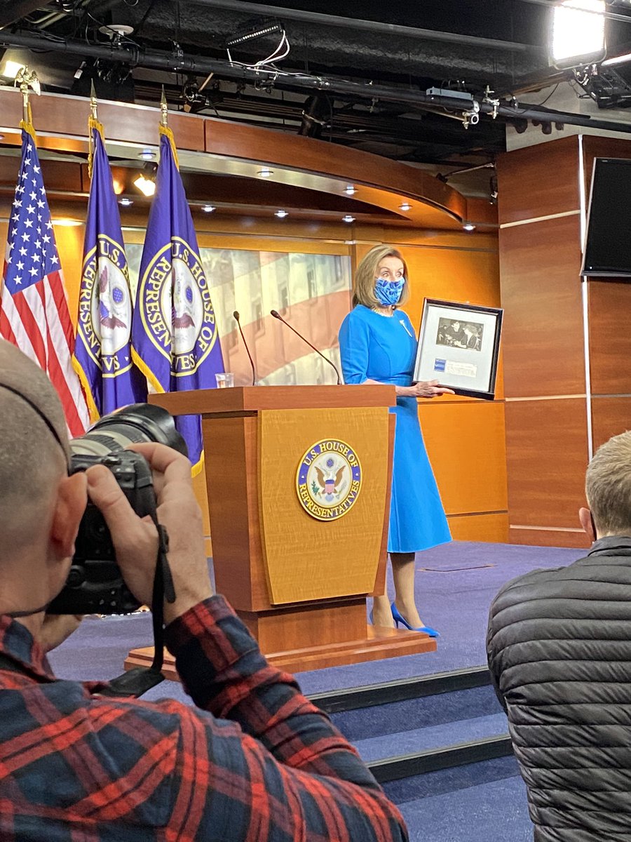 Alex Moe tweet media