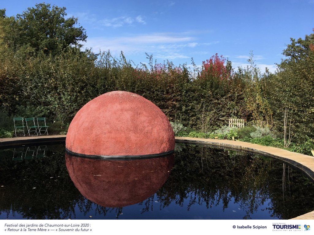 RCValdeLoire's tweet photo. 📸 #JeudiPhoto 📸
🌍 En cette #JournéeInternationaledelaTerre, rendons-lui hommage à travers quelques images de l'édition 2020 du #FestivalInternationalDesJardins de @Chaumont_Loire, nommée "Les jardins de la Terre, Retour à la Terre Mère" 🪴 https://t.co/eBmOTa5oq7