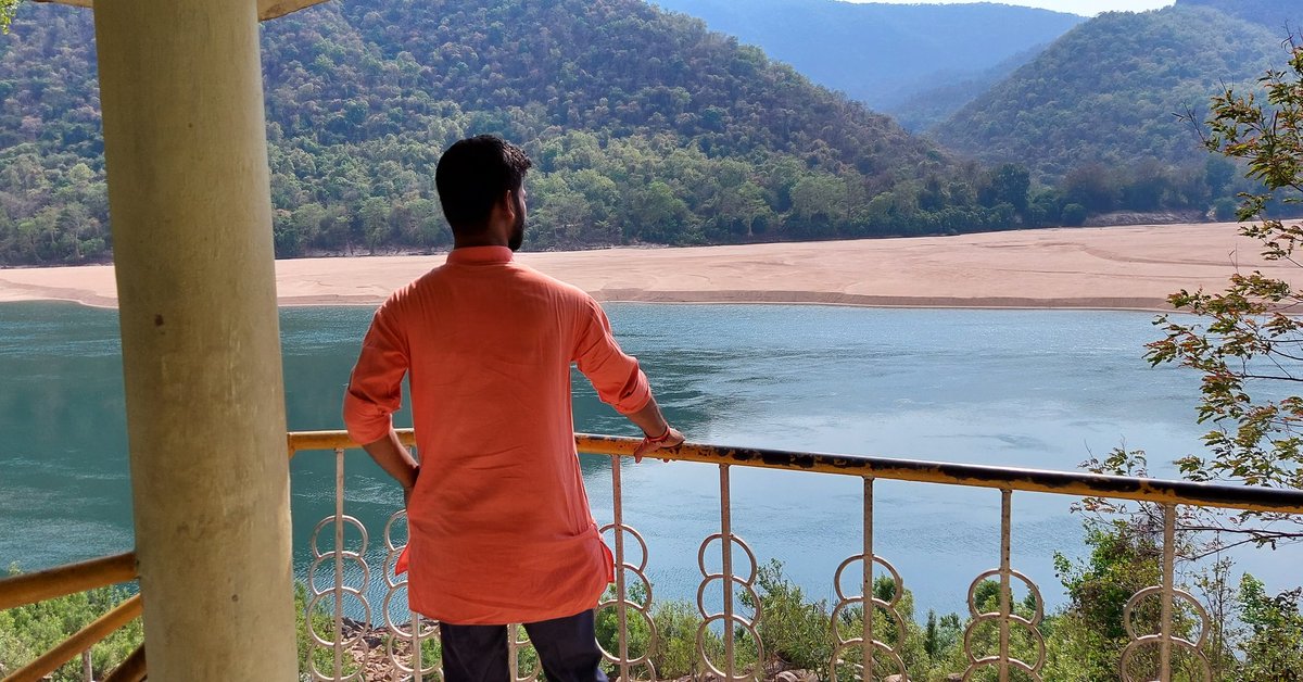 pradhan_damodar's tweet image. There is no network or Wi-Fi available but  you will get a better connection 👍#Tikarpada #Angul