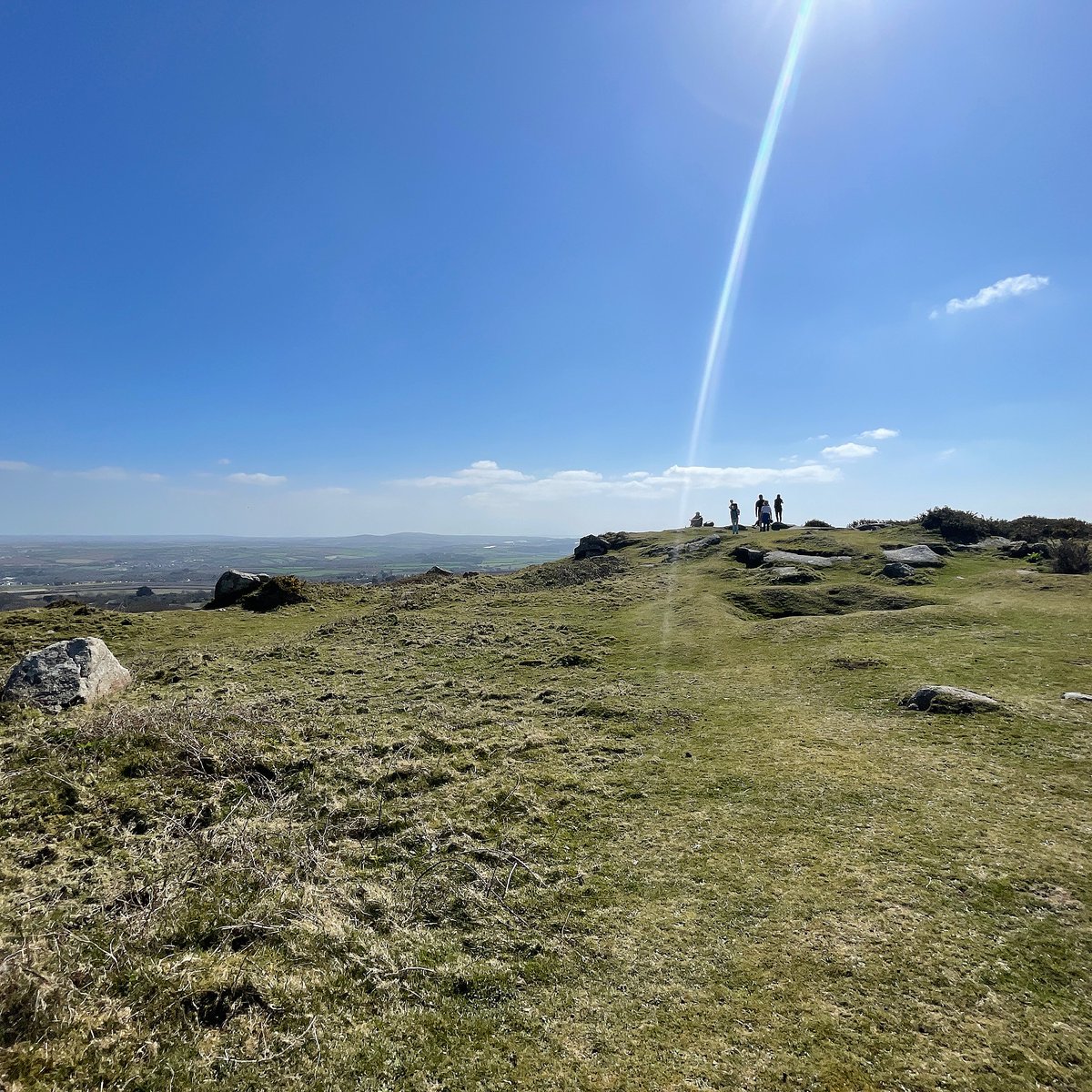 vitamincornwall's tweet photo. Happy 🌍 day! 10 days into lockdown restrictions easing and the weather has been on our side... team VC have been out and about in our beautiful county. Where are you visiting this weekend while the sun stays out to play?  

#lockdownease #stillWFH #earthday2021 https://t.co/pfLL8VXms3