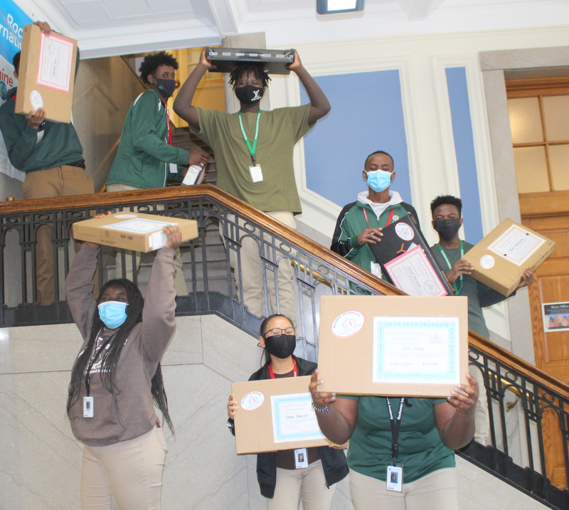 We can't contain their excitement! Thank You Saint's Place!  (don't worry... these boxes were empty) #RIACLASSOF2021 <a href="/MaryAndrecolich/">Mary Andrecolich Montesano Diaz</a> <a href="/drpeluso/">Dr. Carmine Peluso</a> <a href="/RCSDNYS/">Rochester City School District</a> <a href="/LCMLessons/">Dr. Lesli Myers-Small</a> <a href="/jlgrimes1103/">jlgrimes</a>