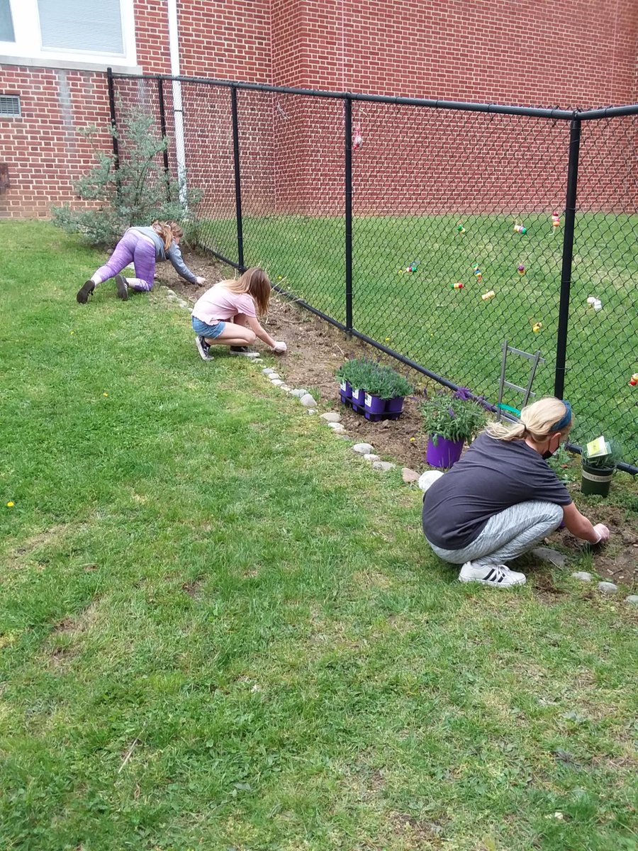 wan_library (@wan_library) on Twitter photo Students beautify our own small place on the planet by weeding the garden. Children, staff and parents are creating a sensory garden for outdoor learning and enjoyment. As we garden, we discover that caring for nature is good for the environment and the soul! Happy Earth Day! 🌎 Students beautify our own small place on the planet by weeding the garden. Children, staff and parents are creating a sensory garden for outdoor learning and enjoyment. As we garden, we discover that caring for nature is good for the environment and the soul! Happy Earth Day! 🌎
