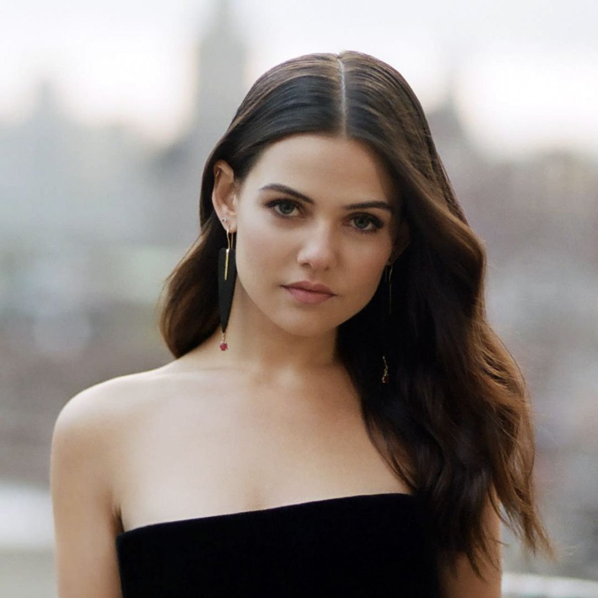 ------   [ MY TWIN        +        MY LITTLE BRO ]   ------
                 &amp; I                                         &amp; I

               <a href="/OFTHEIRDYAD/">𝚂𝚘𝚗 𝚘𝚏 𝚊 𝚂𝚘𝚕𝚘.</a>  &amp;   <a href="/fromtheirdyad/">🙡 𝕊𝕠𝕟 𝕠𝕗 𝕒 𝔻𝕪𝕒𝕕. 🙠</a>   
                 [twin]                          [little brother]