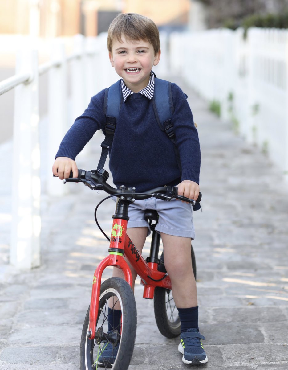Three tomorrow! 🚲

Taken earlier this week by The Duchess before he left for his first day of nursery, The Duke and Duchess are pleased to share a new image of Prince Louis. 🎈