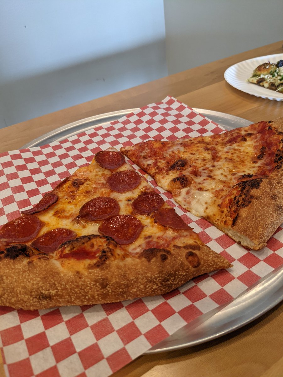 foodtruckconnoi's tweet photo. Had a delicious lunch at Society Pie in Beaverton to kick of my #portlandpizzaweek journey. The pesto, sauced slice was delicious. The right amount of delicious feta and mozzarella #cheese was awesome, the pepperoni was amazing too. https://t.co/h2yMPXZ9L2