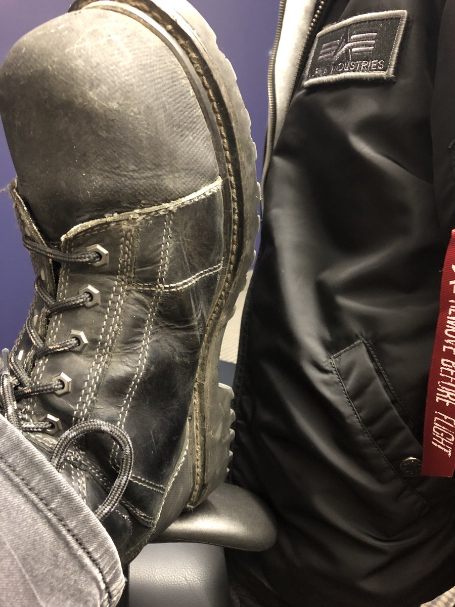 AlphaKawaFeet's tweet photo. Just relaxing in a conference room before going back to work.
I just miss something donβt you thing ?
My US 13 workboots need you tongue π
to clean them ππ₯
#boots #workboots #booted #gayboot #gaybooted #alphaindustries #removebeforeflight https://t.co/oHp0wqGNrP