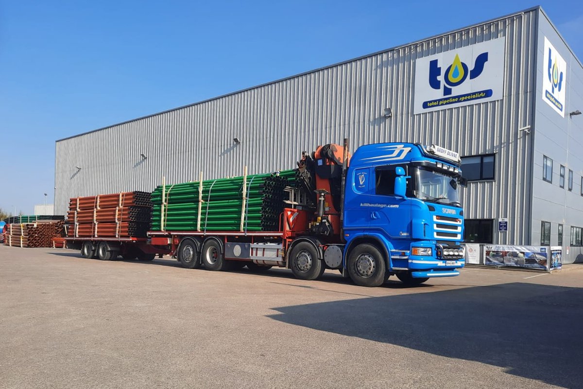 The First Glimpse Of A Blue Sky Summers Morning At Tps Dublin Today With The First Of Two 40ft Loads Leaving Our Depot With Radiussystems Coloured Ducting And The Fully Compliment Of