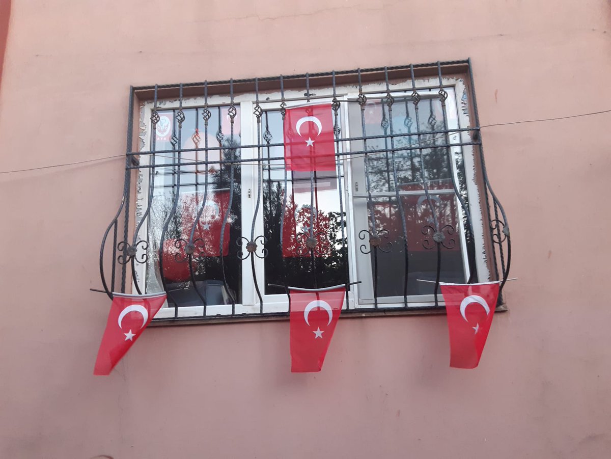 MesutAR18525108's tweet photo. #GaziŞehrinÇocukları 23 Nisan Ulusal Egemenlik ve Çocuk Bayramımız kutlu olsun. @gul_davut @FatmaSahin @yasintepe @yagcimehmet27 @Gaziantep_MEM @SehitkamilMEM @metin_mengilli @hsyndlkrn27 @MAtasbas @sani_konukoglu @NazmiAvci11 https://t.co/DeCZTmQ8Cr