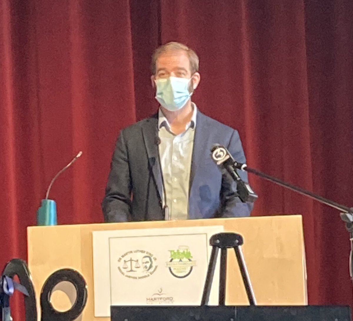 Kim Oliver tweet media