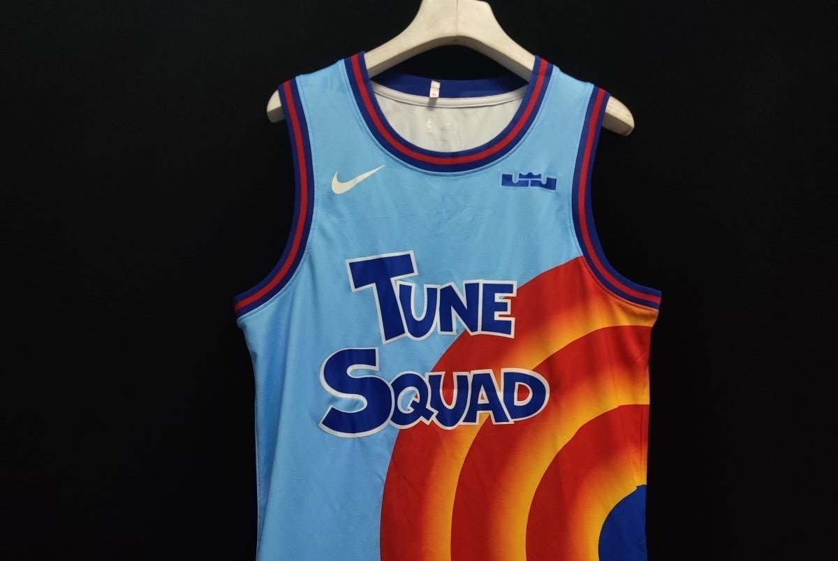 tune squad camisa nike
