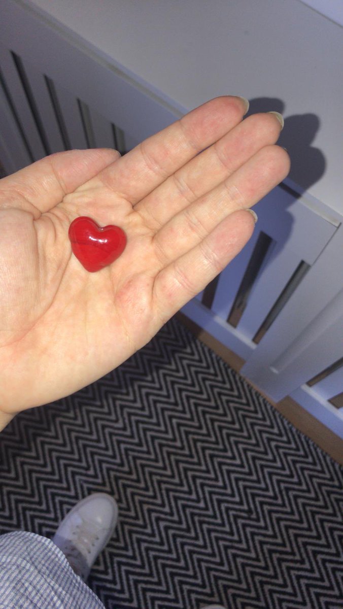 Tracymc83680026's tweet photo. #goodconversation reducing isolation. Build strength what’s already working . an 80yr old who recognised what a dog walk achieved meeting neighbours invites them round for garden tea . Thanks to Bield call handler. @Baillie88 @Christina_Greig @SimpsonMairi https://t.co/GHt8PDHjwp