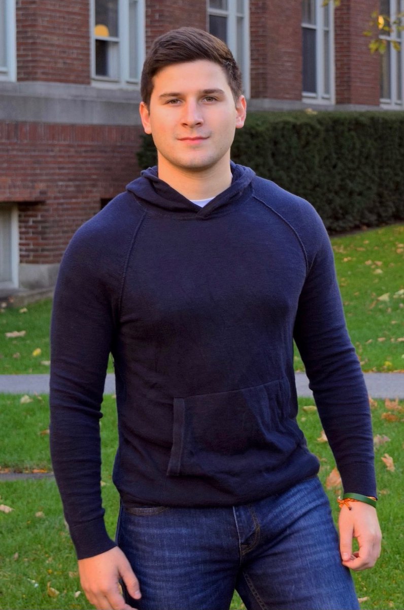 Delbarton's tweet photo. .@Delbarton is proud of Jack Schaeffer '18, a @BrownUniversity junior who recently won the Venture Prize for his cancer pharma redistribution firm MediCircle. Prize: $25,000 + mentorship. Read more of Jack's creative business concept here! https://t.co/hBbbS7xktW #delbartonalumni https://t.co/luwdSRqCAR