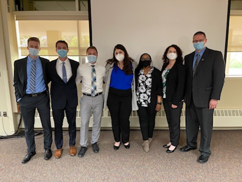 David Bazett-Jones (@drbazettjones) on Twitter photo Cannot congratulate these students enough on their perseverance & hard work during the past 2 years (especially the past year). You all kept pushing on! What an honor to work with you as advisor (w/<a href="/run_mcg/">Micah Garcia</a>) or co-advisor w/<a href="/NealGlaviano/">Neal Glaviano</a>. Bravo! Cannot congratulate these students enough on their perseverance & hard work during the past 2 years (especially the past year). You all kept pushing on! What an honor to work with you as advisor (w/<a href="/run_mcg/">Micah Garcia</a>) or co-advisor w/<a href="/NealGlaviano/">Neal Glaviano</a>. Bravo!