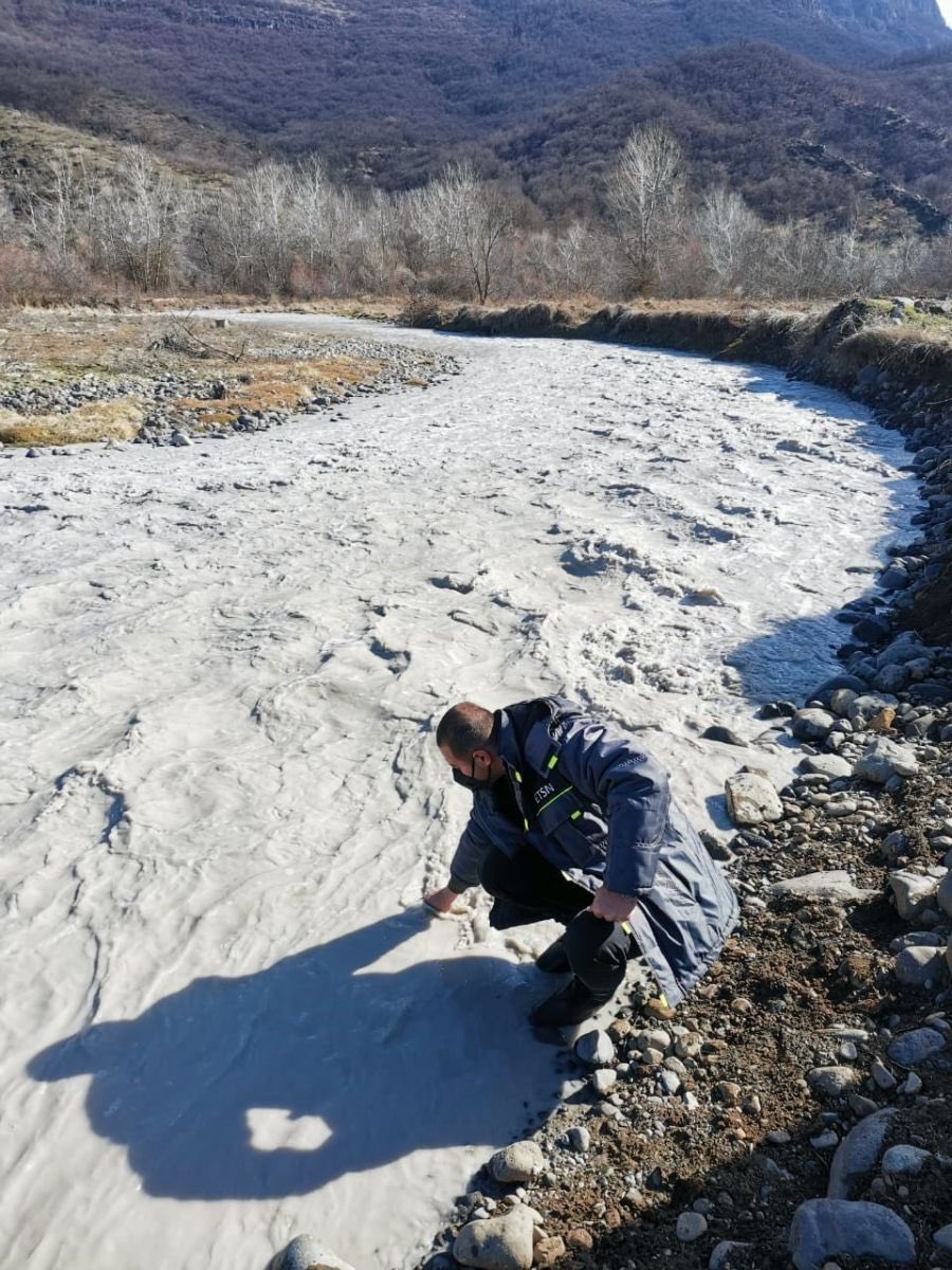 VuqarAliyevDGK's tweet photo. #Armenia «kills» the rivers flowing to #Azerbaijan – the heavy metals content is going off the scale. Armenia, from where the majority of rivers flow into the territories of Azerbaijan haven't joined the #HelsinkiConvention on Transboundary Watercourses. #Ecoterror #Ecocide @UNEP https://t.co/LC06tvbexX