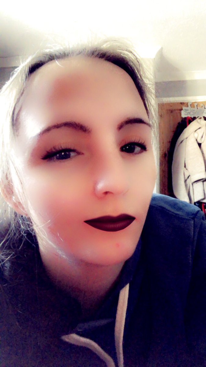 Which of you simps want to entertain me this evening. Who knows you might get a treat....                               • Findom Femdom Goddess Worship HumanATM Cashslave  Brat Kik Drain Wifehate Rinse Expose Blackmail Feet Paypig •