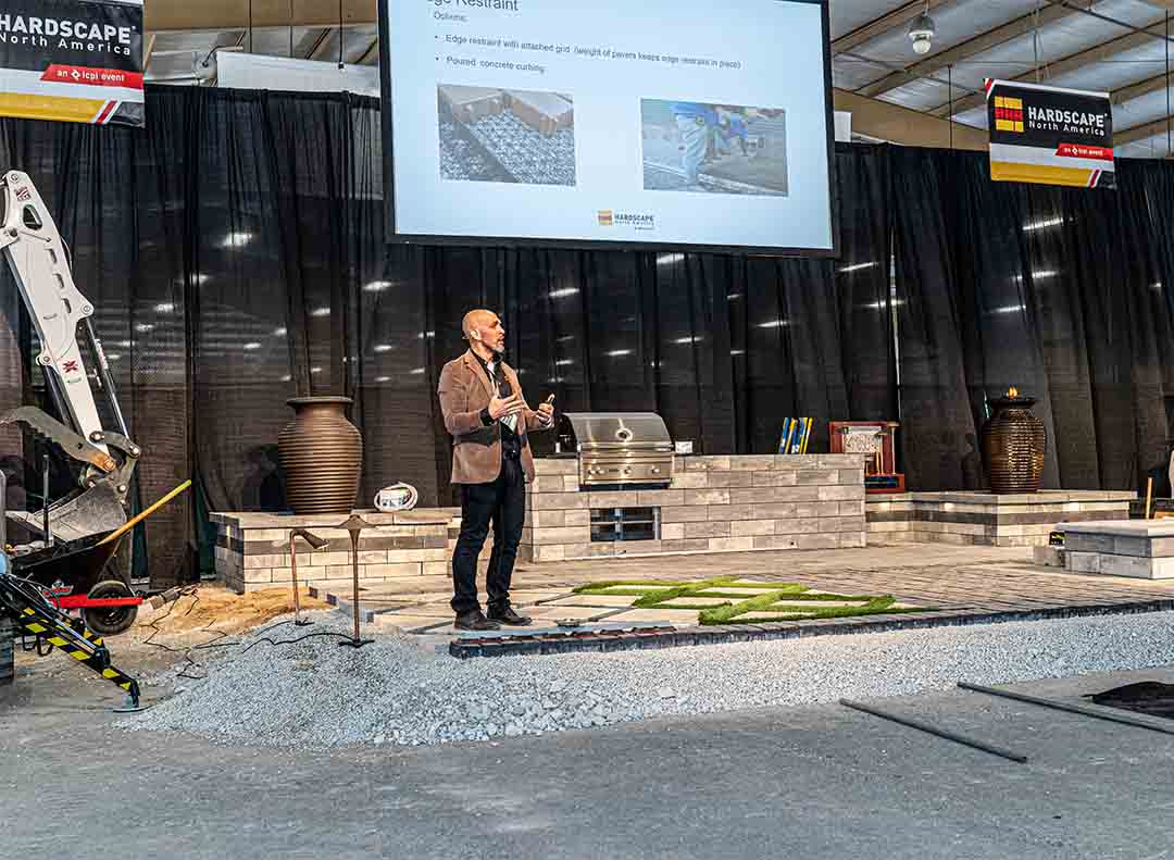 Attending <a href="/HardscapeNA/">HardscapeNA</a> this October? Don't forget to add the Hardscape Now Sessions to your registration! #HNA2021 hubs.la/H0LNBpS0