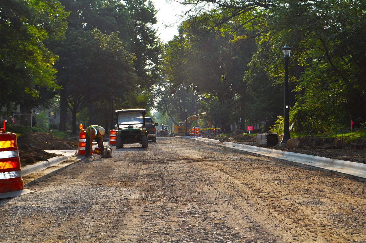 CityofUA's tweet image. The 2021 construction season is here, with a large list of projects on the horizon, representing year seven of the City’s aggressive 10-Year Capital Improvement Program. Check here for details: upperarlingtonoh.gov/2021-construct…