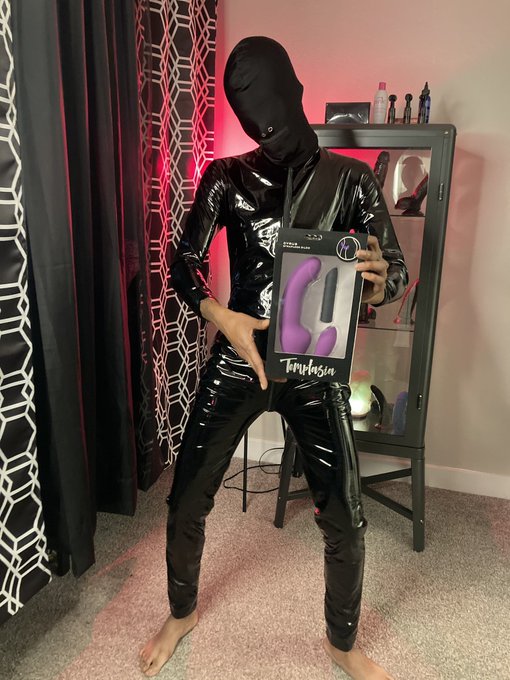 We support all versions of masculine presenting women who enjoy penetration or who are Bi Sexual .   Cyrus<a href="/tag/womenshistorymonth"class="tags"><span>#womenshistorymonth</span></a><a href="/tag/vaginaad"class="tags"><span>#vaginaad</span></a>