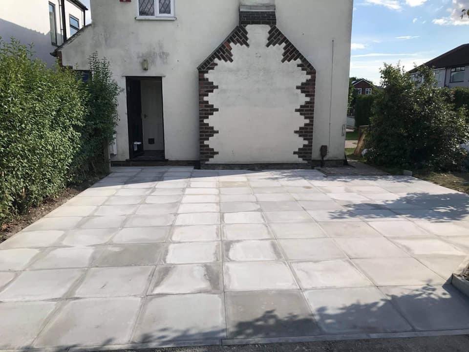 A garden turned into a beautiful Driveway! Give us a message if your interested getting your driveways done. We do all kinds of driveways #Driveways #BigTransformation