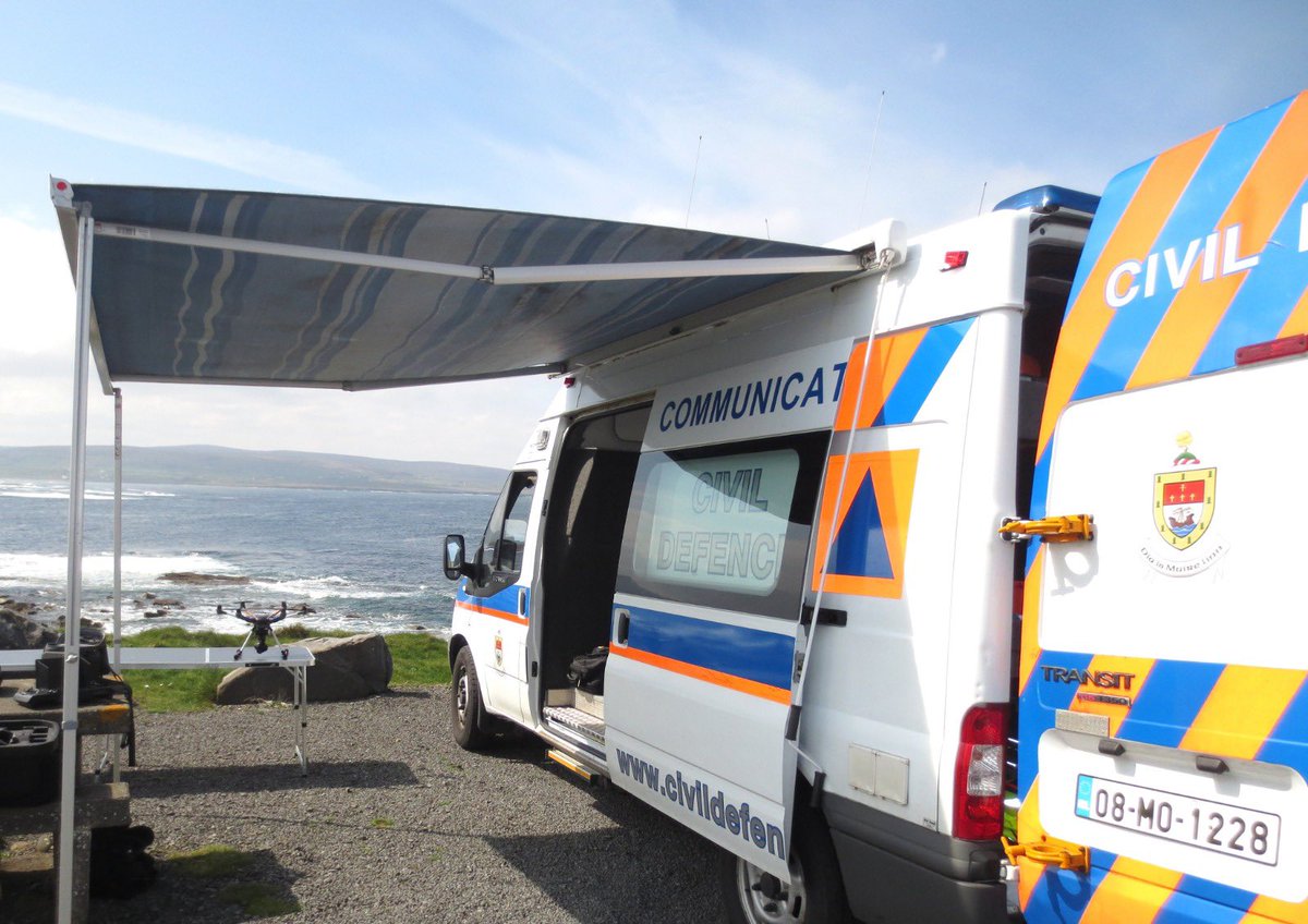 civildmayo's tweet photo. Our Drone Team took advantage of the โ๏ธ this week & completed some essential flying in the BallyCastle/DownPatrick Head area to ensure equipment effectiveness and Pilot competence. #essentialtraining #volunteers #beingprepared #SAR @CivilDefenceIRL @MayoCoCo https://t.co/wwam3Zghtk