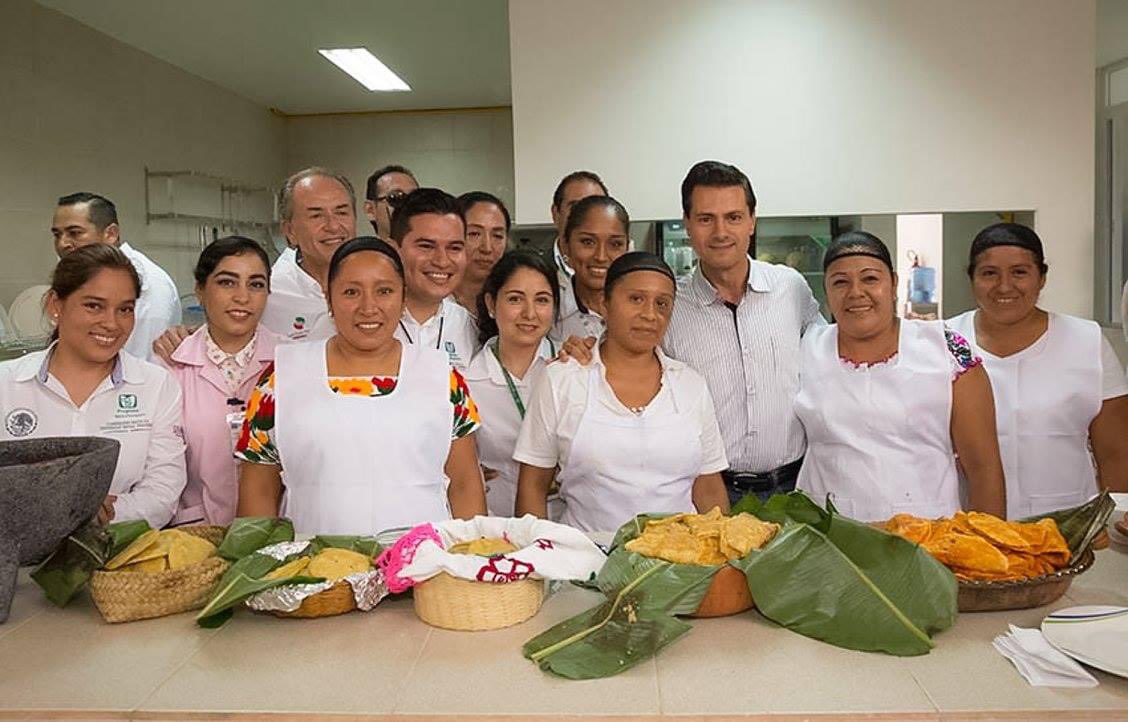 ReneeRva's tweet photo. Recordar es volver a vivir. #IMSSProspera #TBT https://t.co/hu8ZbNUVta