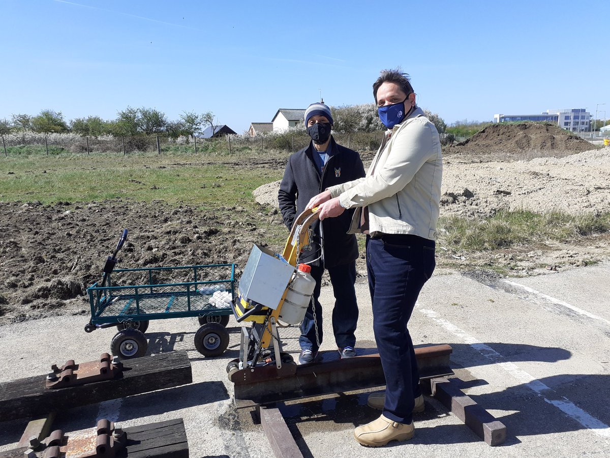AndrewGStarr's tweet photo. Rail testing with ultrasonics at RITA @CranfieldUni @durazocar with Wael @Shift2Rail_JU @UKRRIN @In2Track @networkrail https://t.co/a5oebfxqJ2
